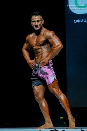 MEN'S PHYSIQUE 174